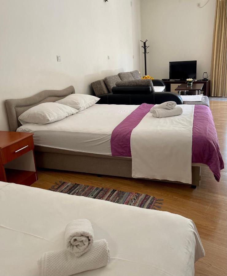 Apartments Milano แฮร์เซ็ก-โนวี ภายนอก รูปภาพ