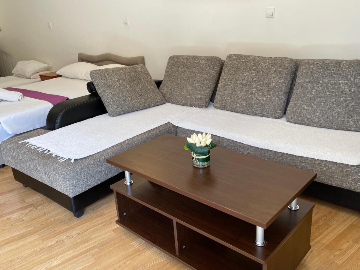 Apartments Milano แฮร์เซ็ก-โนวี ภายนอก รูปภาพ