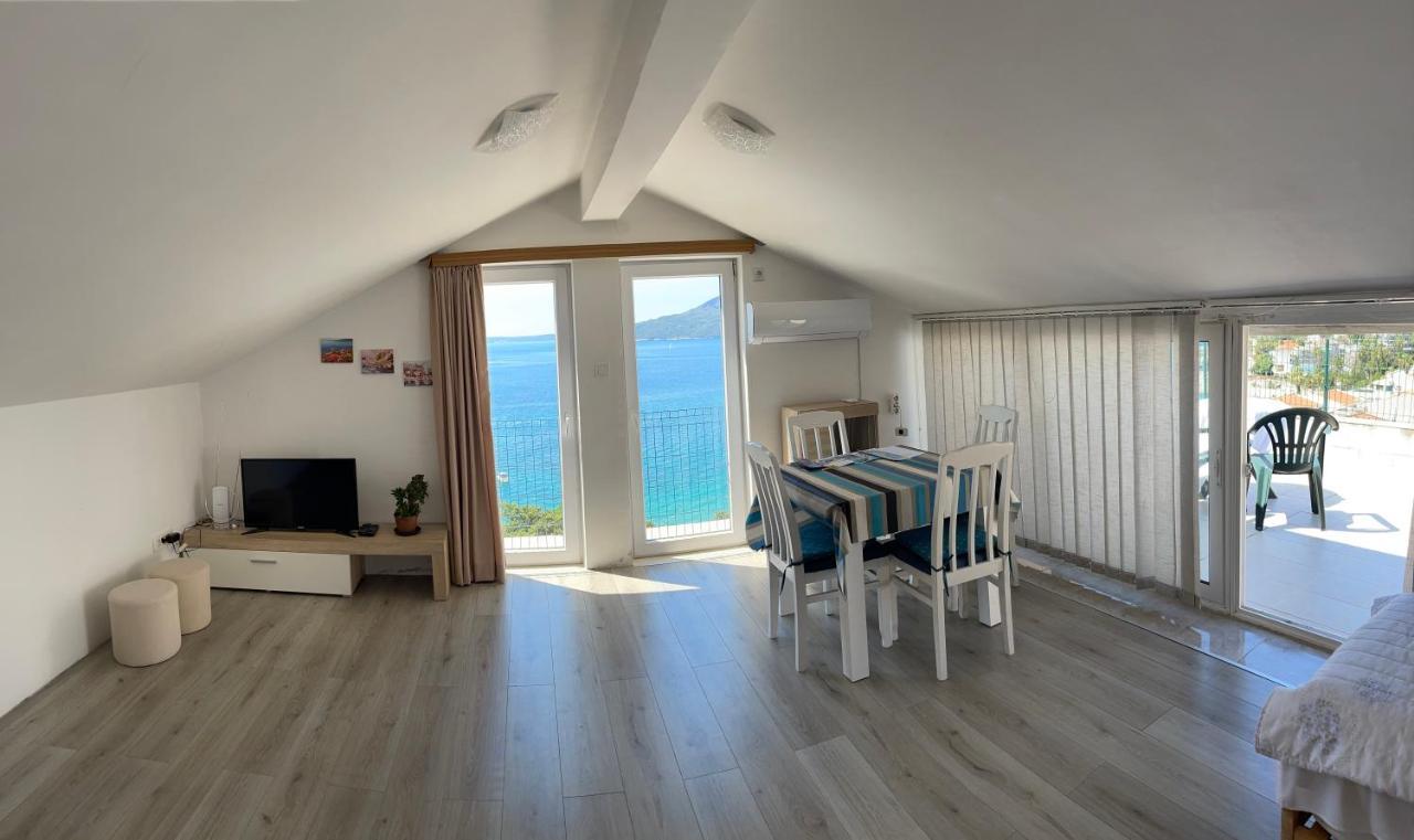 Apartments Milano แฮร์เซ็ก-โนวี ภายนอก รูปภาพ