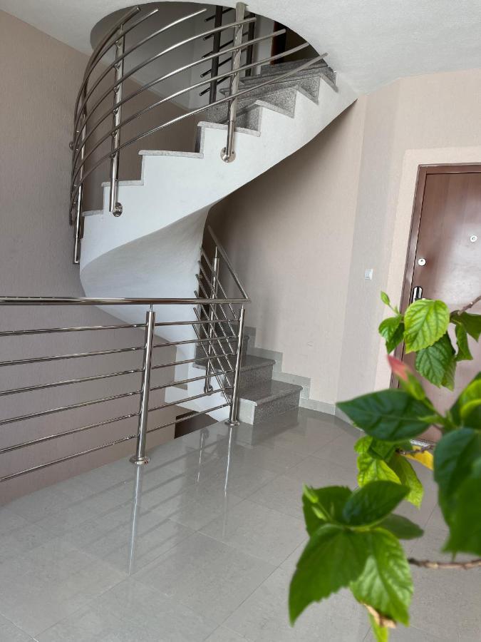 Apartments Milano แฮร์เซ็ก-โนวี ภายนอก รูปภาพ